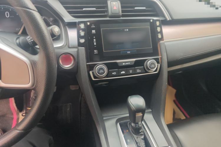 Used Honda Civic 2016 220TURBO CVT Luxury Edition Audio And AC Panel