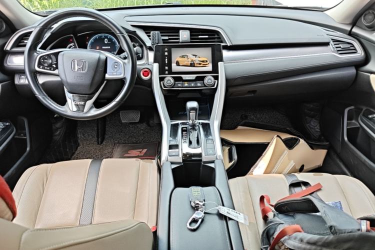 Used Honda Civic 2016 220TURBO CVT Prestige Edition Center Console