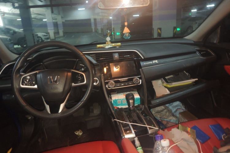 Used Honda Civic 2016 220TURBO CVT Luxury Edition Center Console