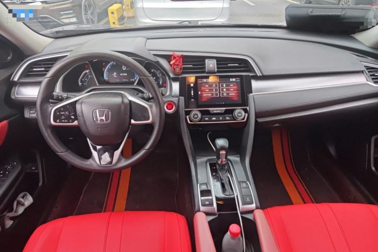Used Honda Civic 2016 220TURBO CVT Luxury Edition Center Console