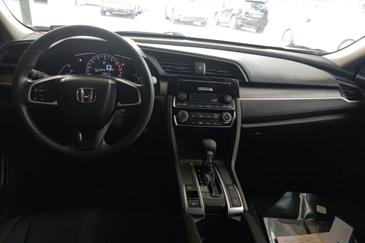 Used Honda Civic 2016 180TURBO CVT Comfort Version Center Console