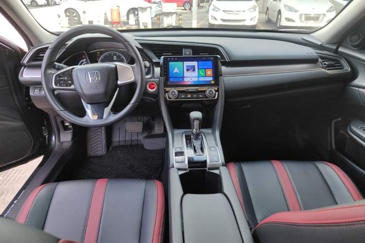 Used Honda Civic 2016 220TURBO CVT Luxury Edition Center Console