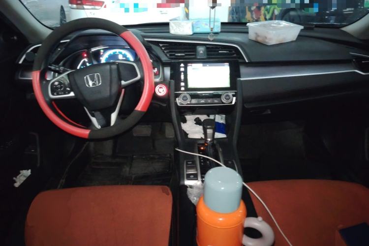Used Honda Civic 2016 220TURBO CVT Luxury Edition Center Console