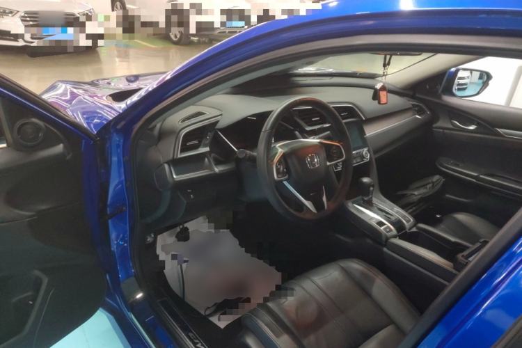 Used Honda Civic 2016 220TURBO CVT Prestige Edition Center Console