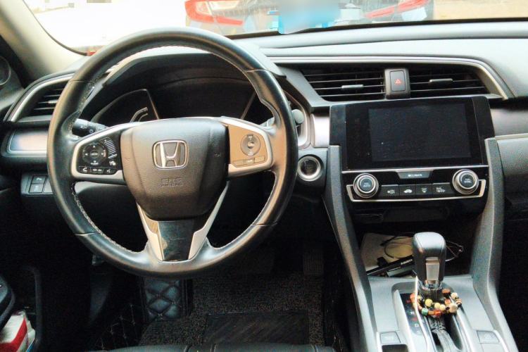 Used Honda Civic 2016 220TURBO CVT Prestige Edition Center Console