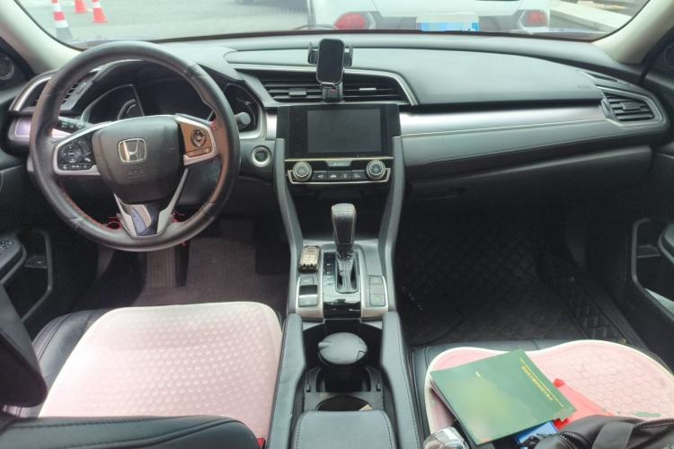 Used Honda Civic 2016 220TURBO CVT Luxury Edition Center Console