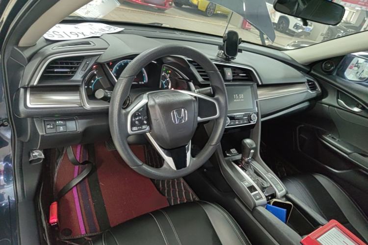 Used Honda Civic 2016 220TURBO CVT Luxury Edition Center Console