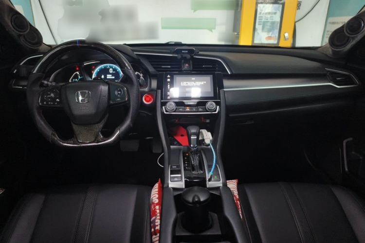 Used Honda Civic 2016 220TURBO CVT Luxury Edition Center Console