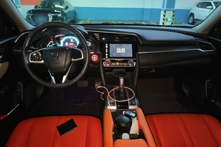 Used Honda Civic 2016 220TURBO CVT Luxury Edition Center Console
