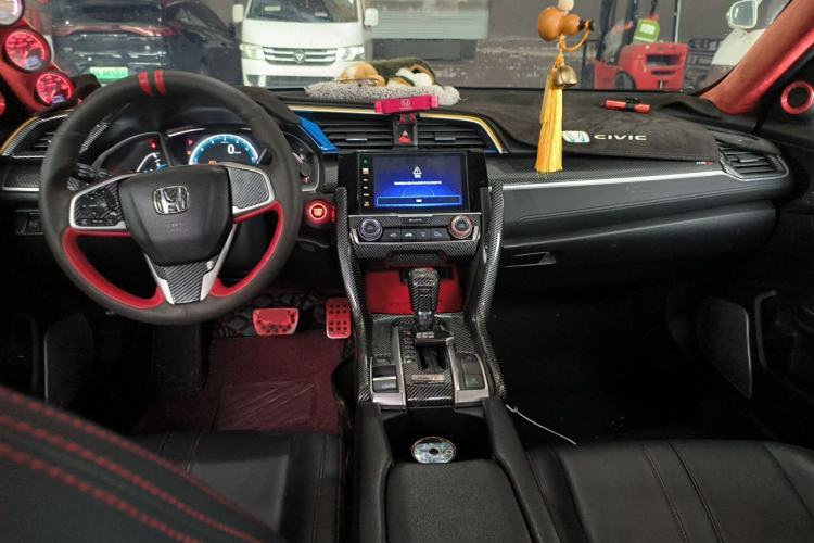Used Honda Civic 2016 220TURBO CVT Luxury Edition Center Console