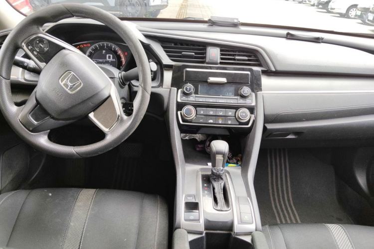 Used Honda Civic 2016 180TURBO CVT Comfort Version Center Console