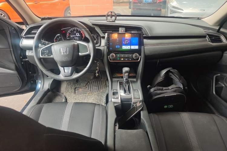 Used Honda Civic 2016 180TURBO CVT Comfort Version Center Console