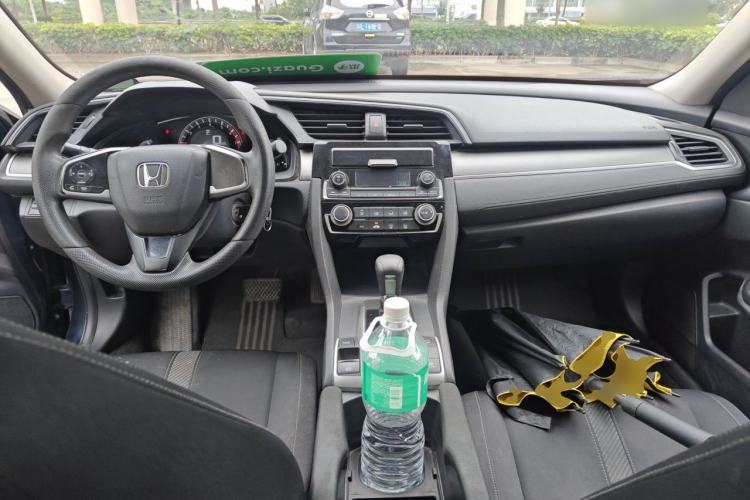 Used Honda Civic 2016 180TURBO CVT Comfort Version Center Console