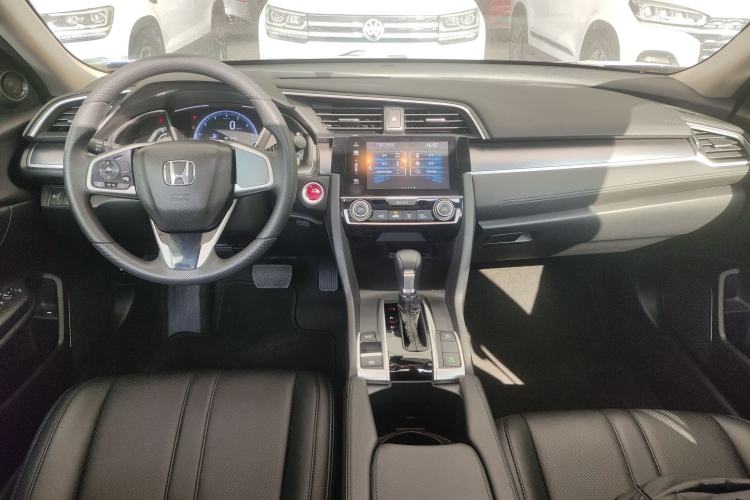Used Honda Civic 2016 220TURBO CVT Luxury Edition Center Console