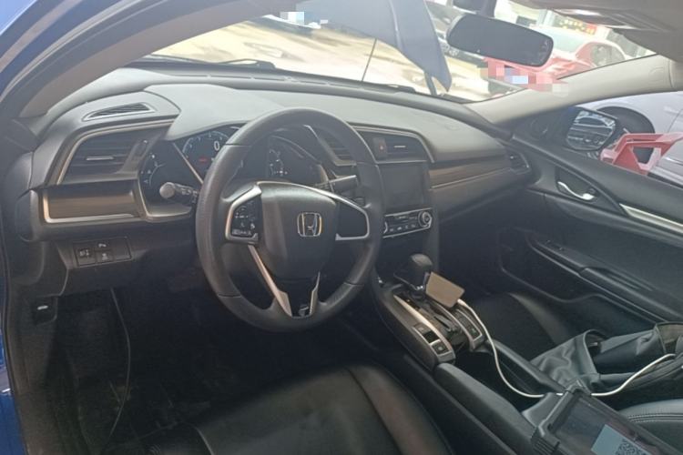 Used Honda Civic 2016 220TURBO CVT Prestige Edition Center Console