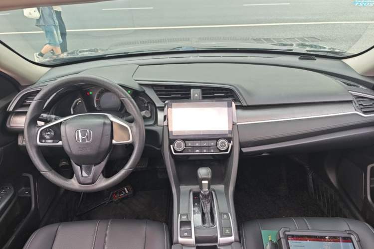 Used Honda Civic 2016 180TURBO CVT Comfort Version Center Console