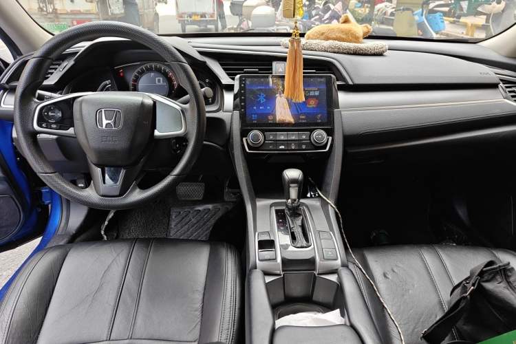 Used Honda Civic 2016 180TURBO CVT Comfort Version Center Console