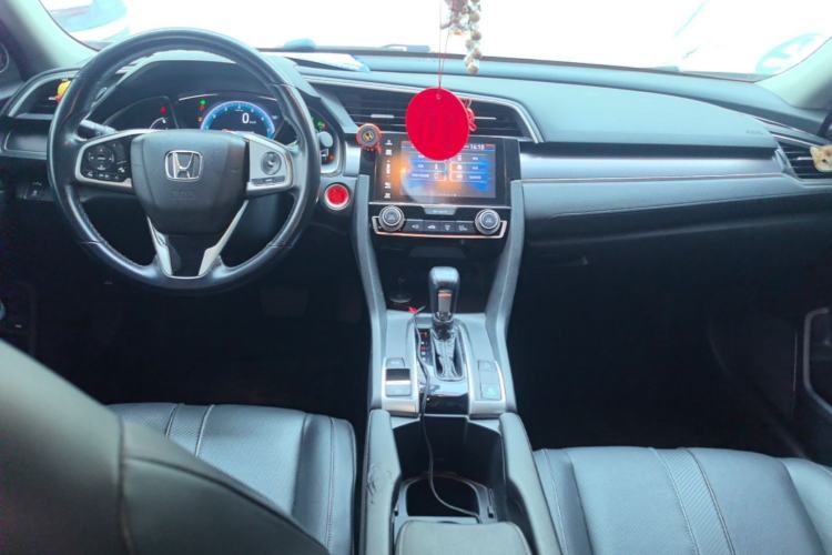 Used Honda Civic 2016 220TURBO CVT Prestige Edition Center Console