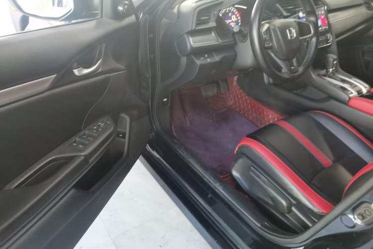 Used Honda Civic 2016 180TURBO CVT Comfort Version Driver Seat