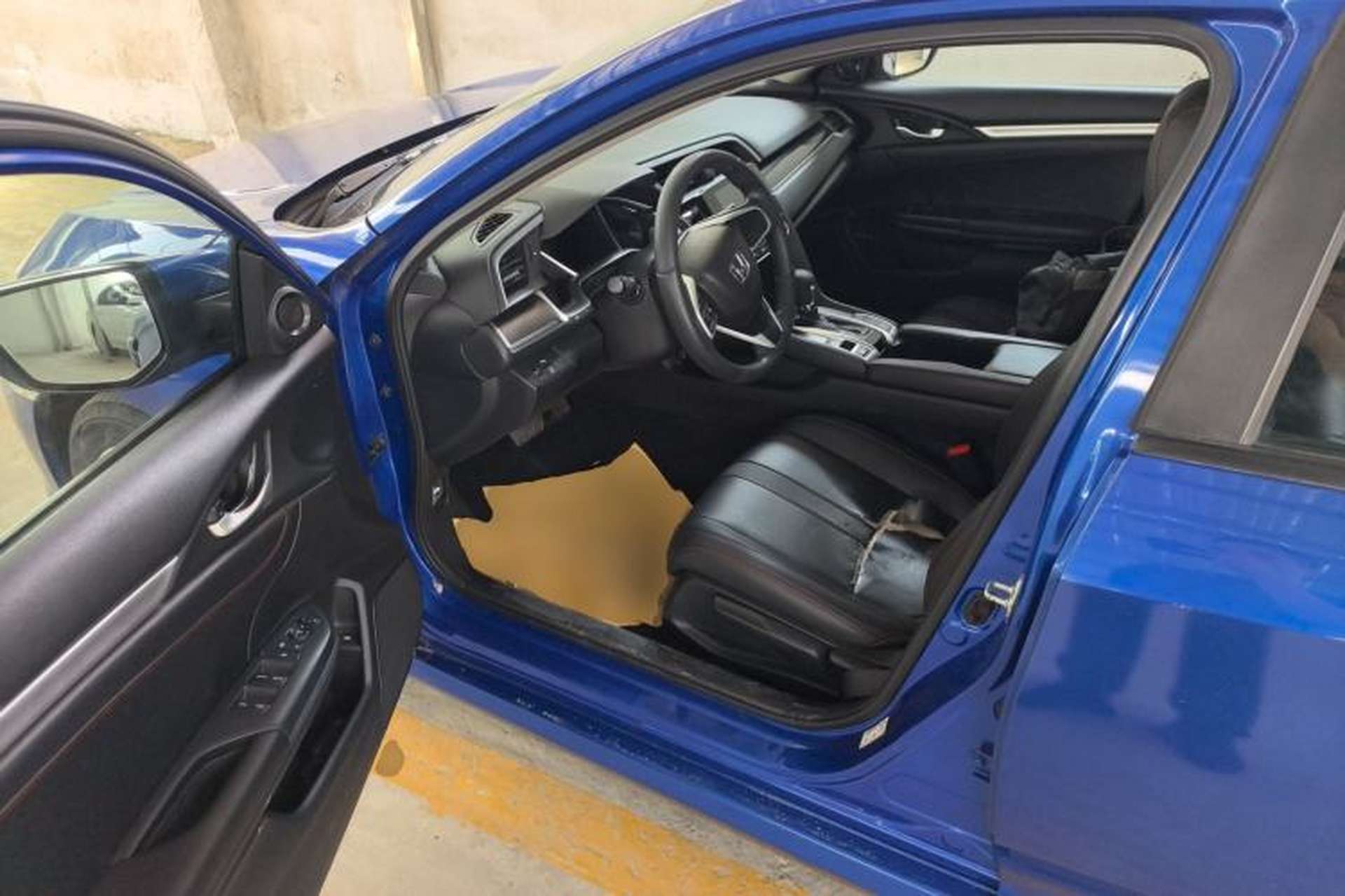 Used Honda Civic 2016 220TURBO CVT Luxury Edition Driver Seat