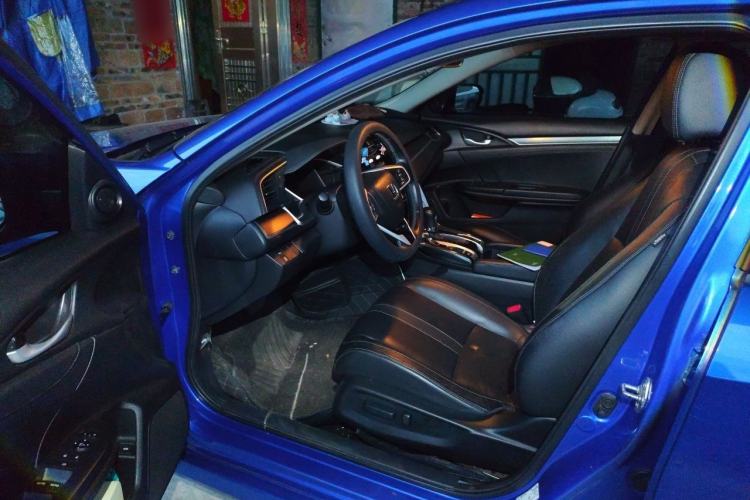 Used Honda Civic 2016 220TURBO CVT Prestige Edition Driver Seat