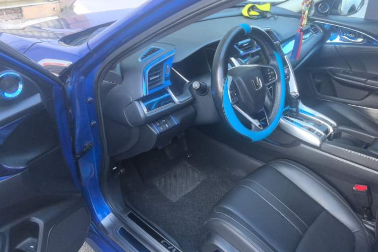 Used Honda Civic 2016 220TURBO CVT Prestige Edition Driver Seat