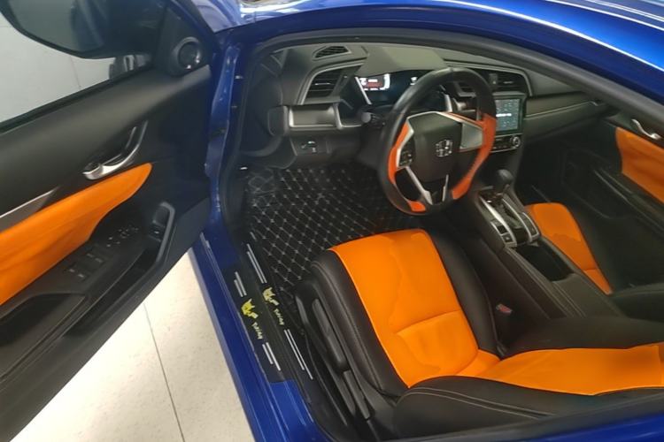 Used Honda Civic 2016 220TURBO CVT Luxury Edition Driver Seat