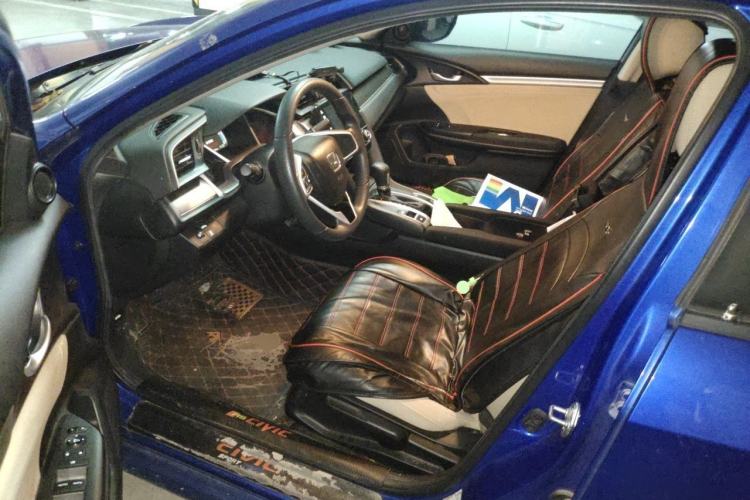 Used Honda Civic 2016 220TURBO CVT Luxury Edition Driver Seat