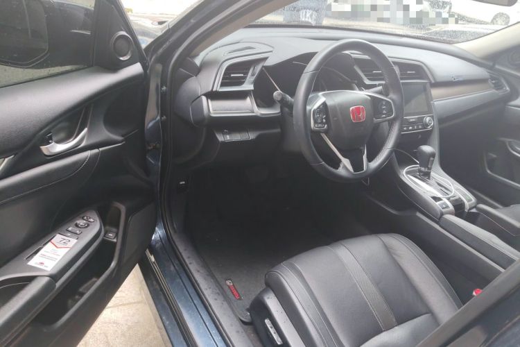 Used Honda Civic 2016 220TURBO CVT Prestige Edition Driver Seat