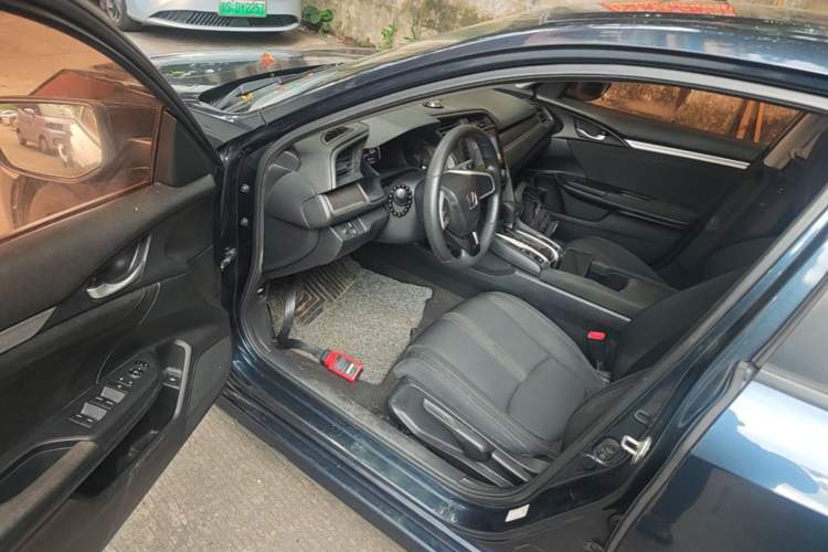 Used Honda Civic 2016 180TURBO CVT Comfort Version Driver Seat
