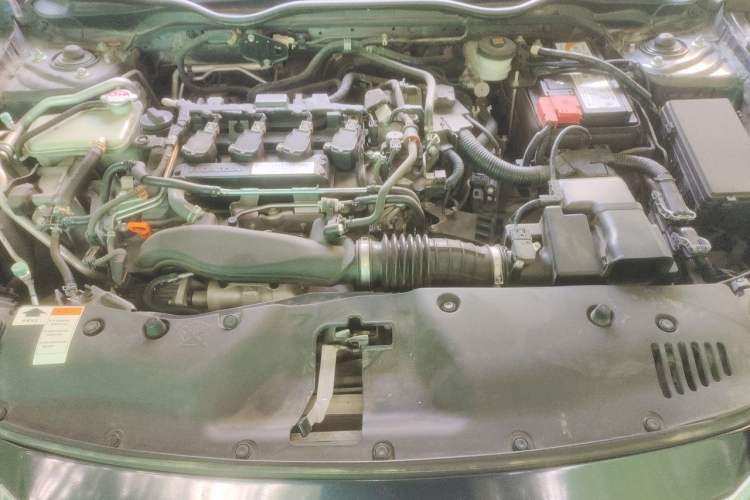 Used Honda Civic 2016 220TURBO CVT Prestige Edition Engine Bay
