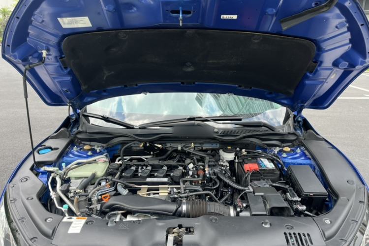 Used Honda Civic 2016 220TURBO CVT Luxury Edition Engine Bay