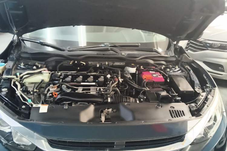 Used Honda Civic 2016 220TURBO CVT Luxury Edition Engine Bay