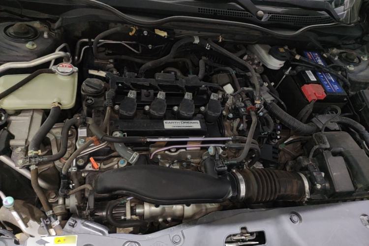 Used Honda Civic 2016 220TURBO CVT Luxury Edition Engine Bay