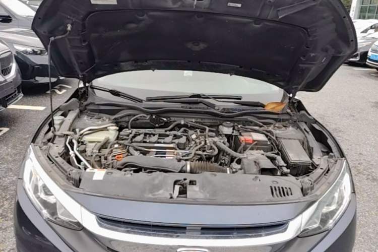 Used Honda Civic 2016 220TURBO Manual Luxury Edition Engine Bay