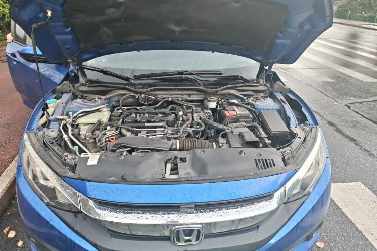 Used Honda Civic 2016 220TURBO CVT Luxury Edition Engine Bay