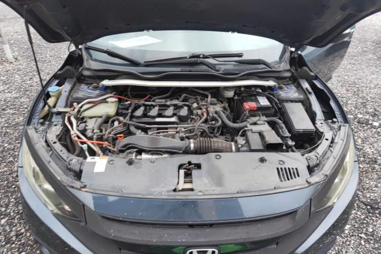 Used Honda Civic 2016 220TURBO CVT Luxury Edition Engine Bay