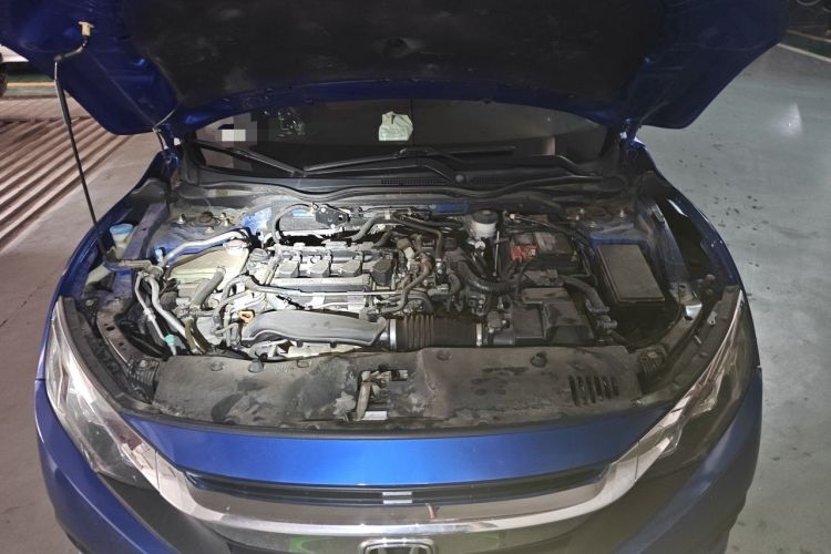 Used Honda Civic 2016 220TURBO CVT Luxury Edition Engine Bay