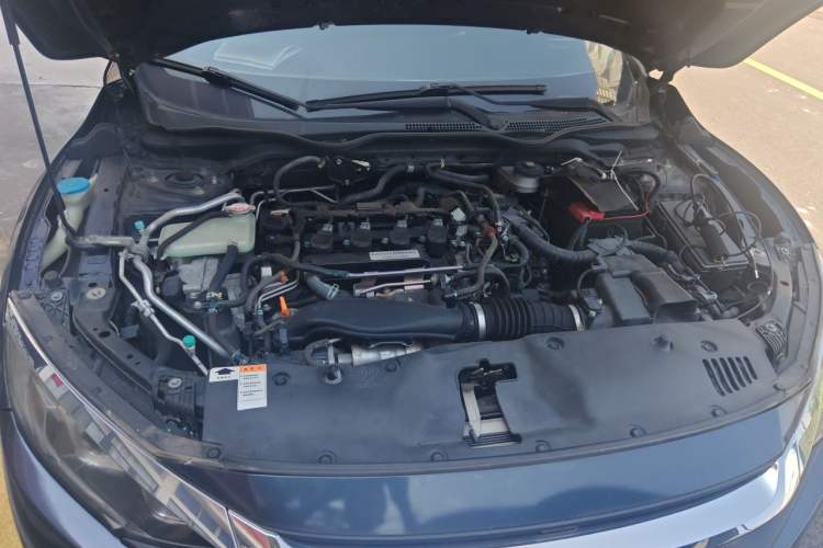 Used Honda Civic 2016 220TURBO Manual Luxury Edition Engine Bay