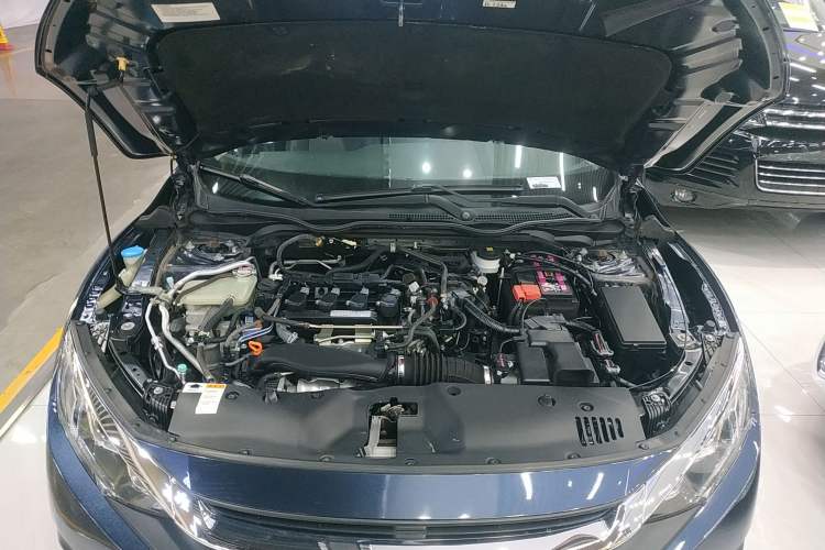 Used Honda Civic 2016 220TURBO CVT Luxury Edition Engine Bay