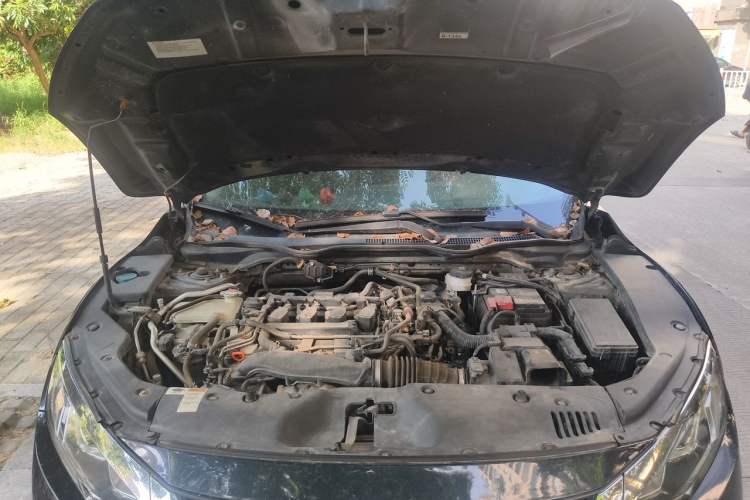 Used Honda Civic 2016 220TURBO CVT Luxury Edition Engine Bay