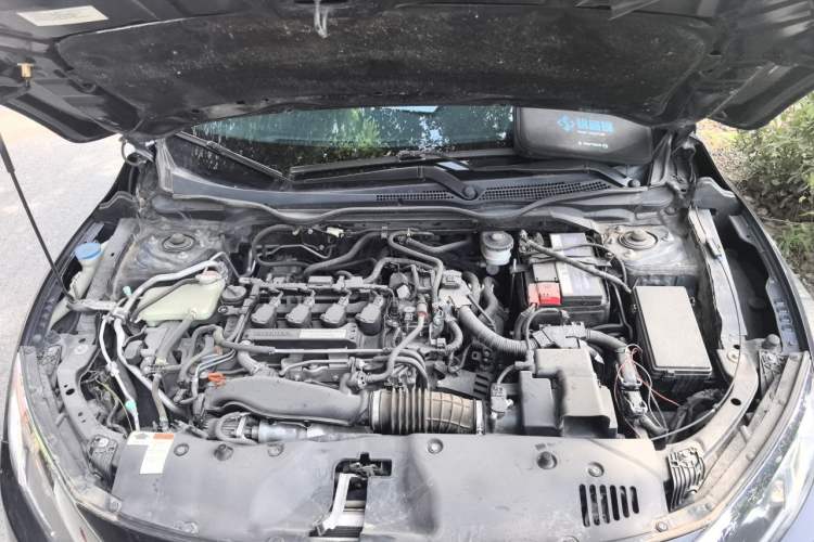 Used Honda Civic 2016 220TURBO CVT Luxury Edition Engine Bay
