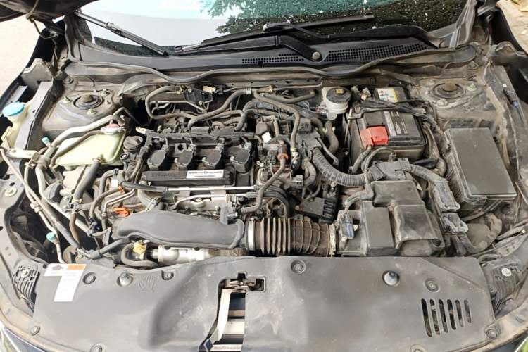 Used Honda Civic 2016 220TURBO CVT Luxury Edition Engine Bay
