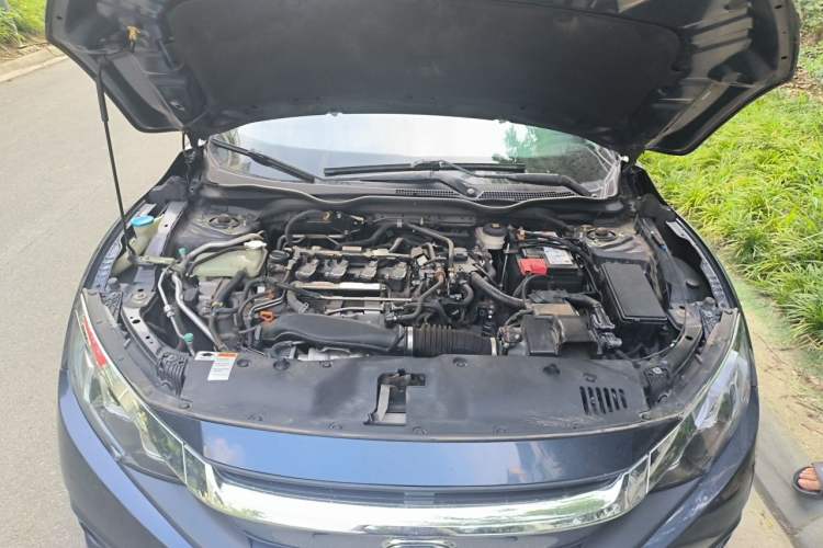 Used Honda Civic 2016 220TURBO CVT Luxury Edition Engine Bay