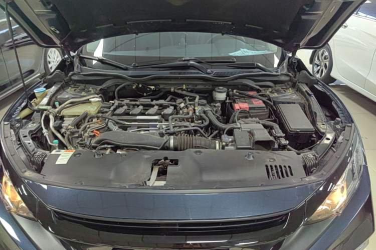 Used Honda Civic 2016 220TURBO CVT Luxury Edition Engine Bay