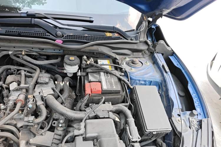 Used Honda Civic 2016 220TURBO CVT Prestige Edition Engine Bay Left