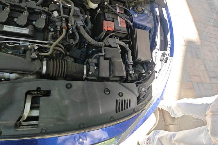 Used Honda Civic 2016 220TURBO CVT Luxury Edition Engine Bay Left