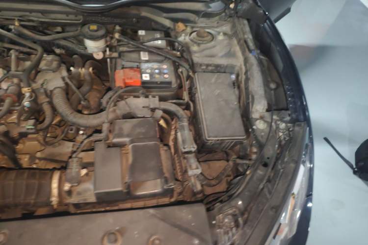 Used Honda Civic 2016 220TURBO CVT Luxury Edition Engine Bay Left