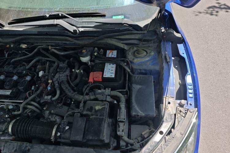 Used Honda Civic 2016 220TURBO CVT Luxury Edition Engine Bay Left