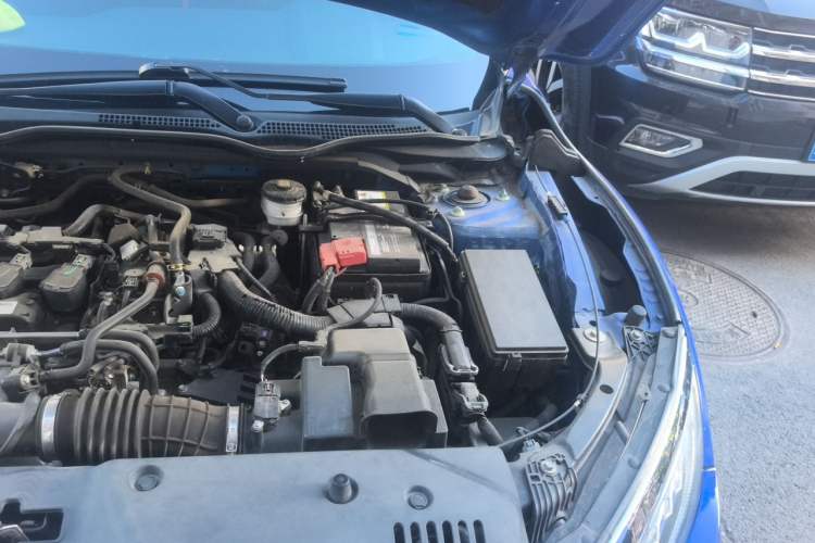 Used Honda Civic 2016 220TURBO CVT Prestige Edition Engine Bay Left